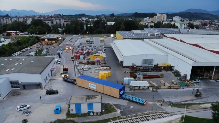 izredni prevoz comark slovenija luka koper kontejner 10 1