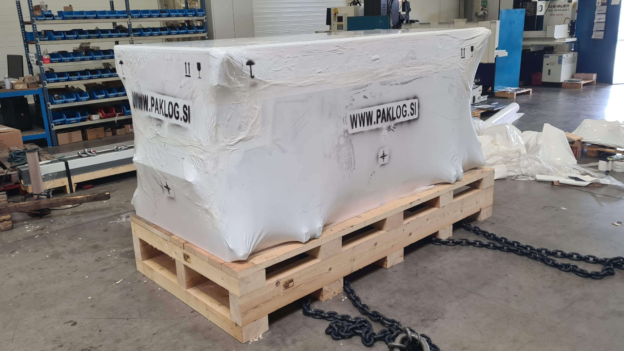 pakiranje tovora cargo packing shrink wrap foil termoskrcljiva folija comark slovenia eu 7