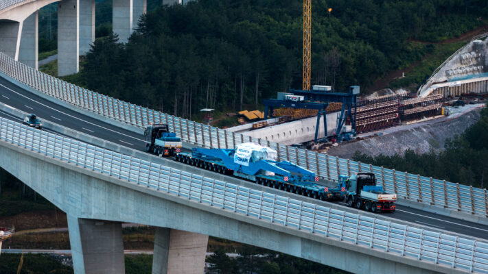 convoi exceptionnel izredni prevoz transformator slovenia 380t comark